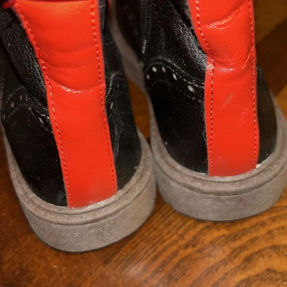 Tucker + Tate Girls Lace Up Boot(Size 6)